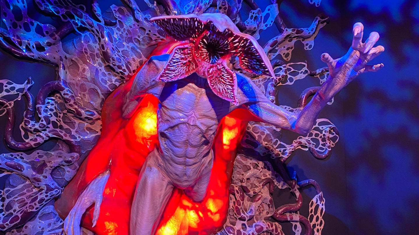 A demogorgon greets its photo-snapping admirers.