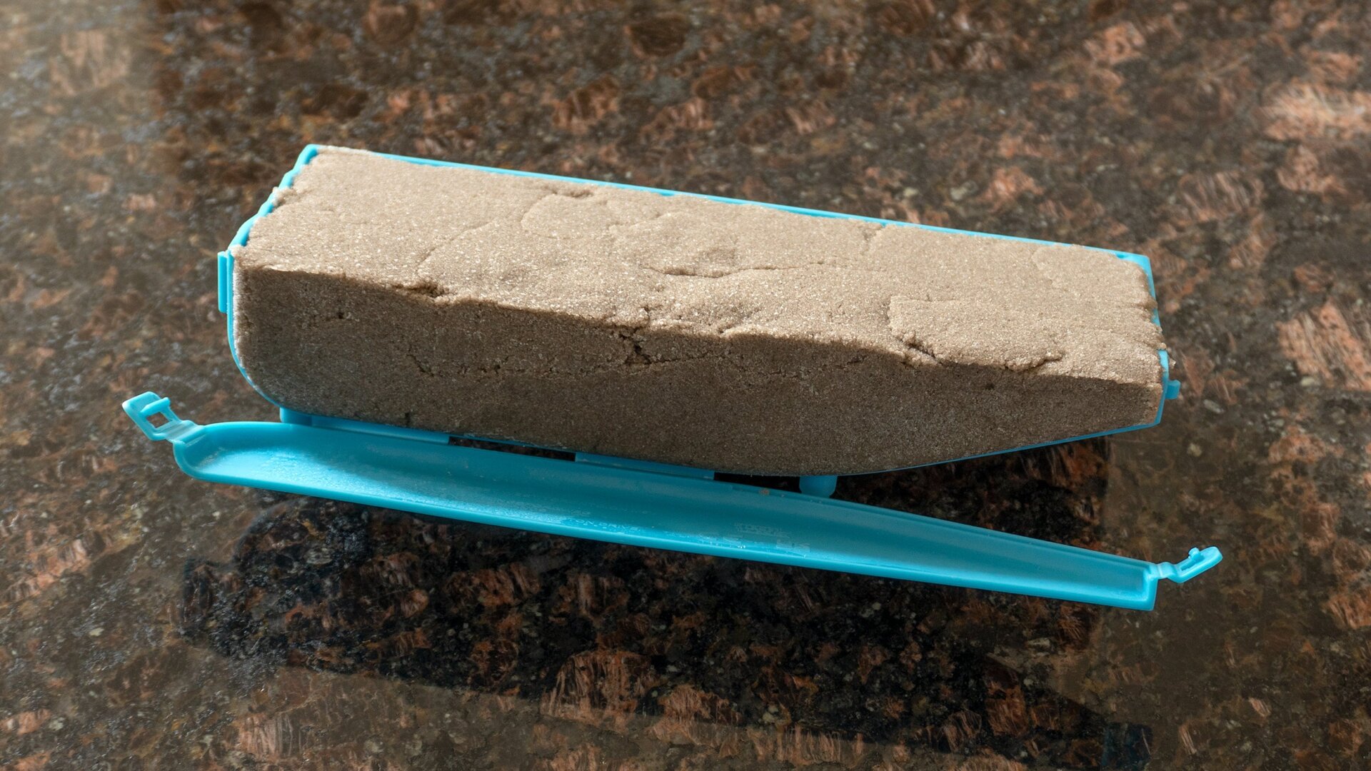 The plastic mold opens on one side to make extraction easier.