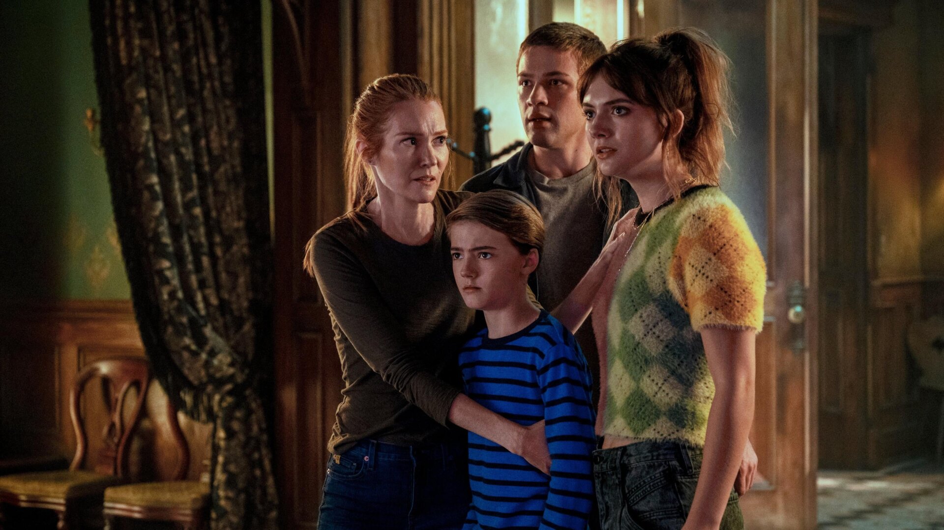 The Lockes in season three.