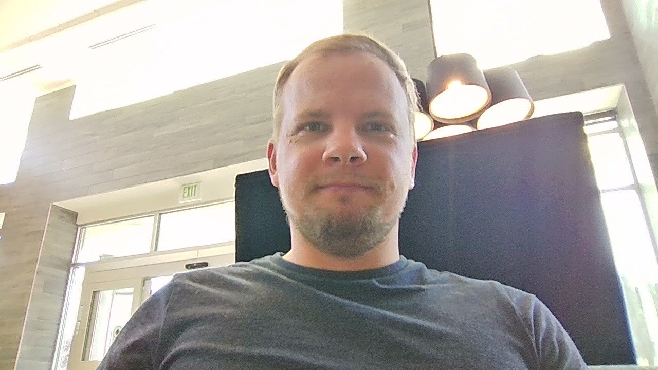 Microsoft Surface Laptop Go 2