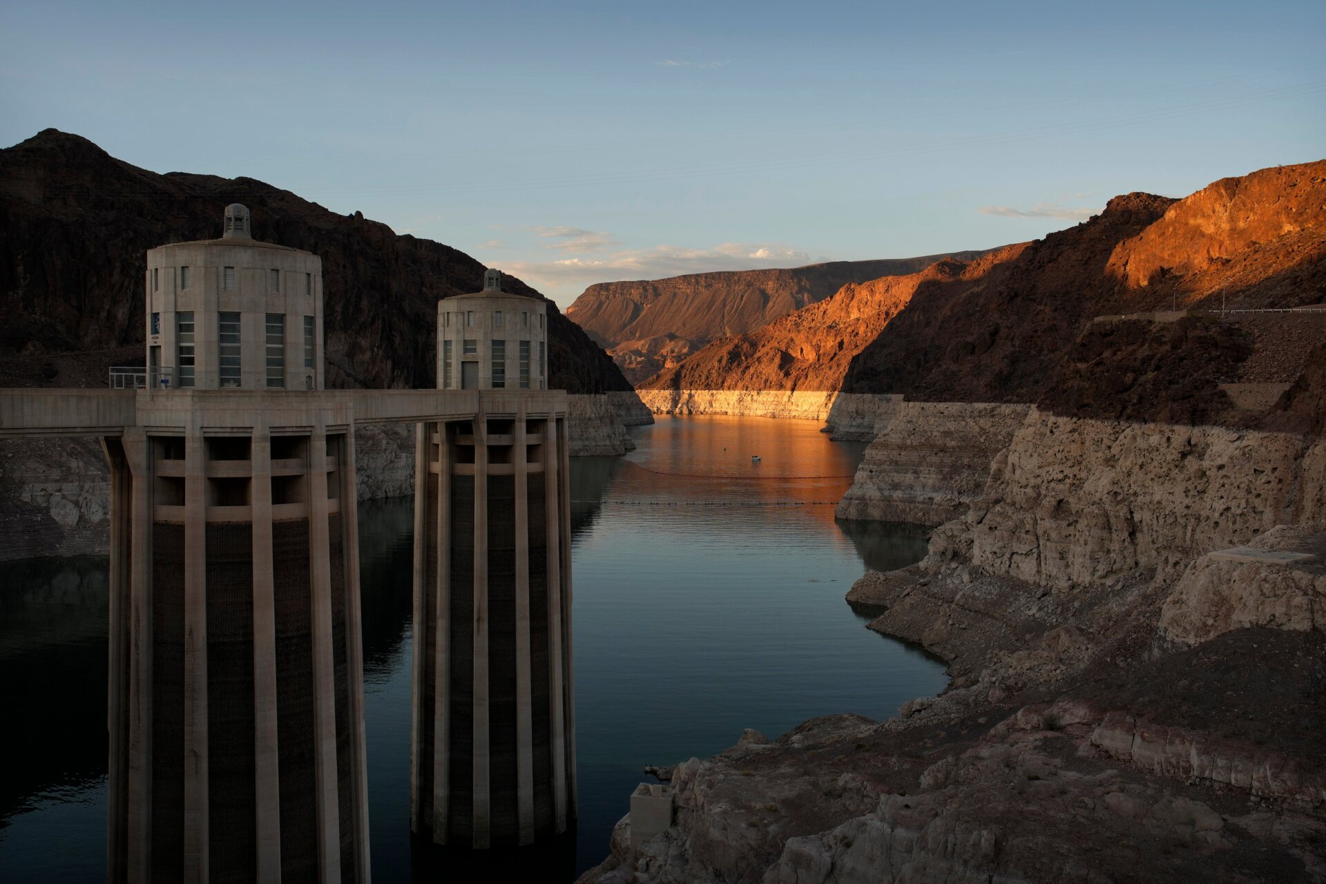 Water intake towers of the Hoover Dam, with a “bathtub ring”—mineral marks where the high water once was—clearly visible.