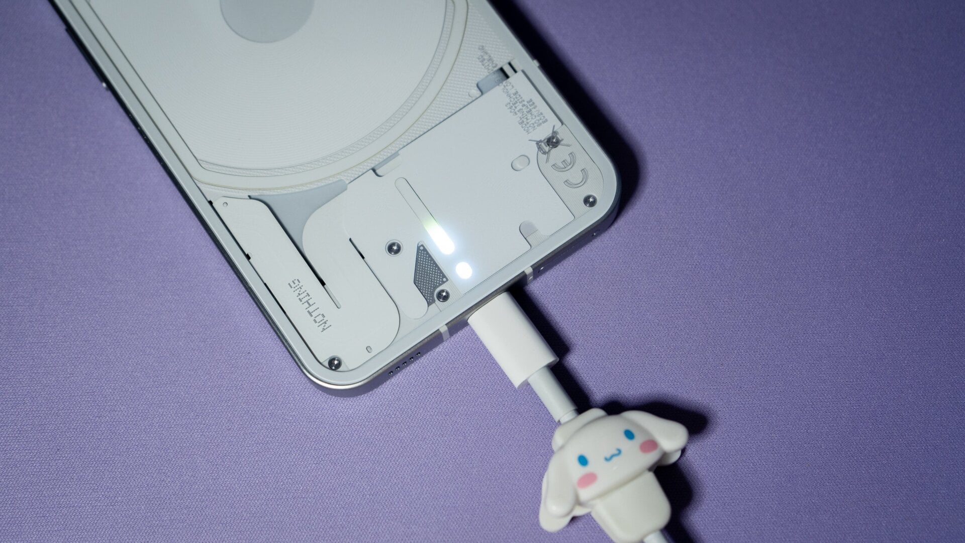 You can see your battery capacity on the back LEDs. 