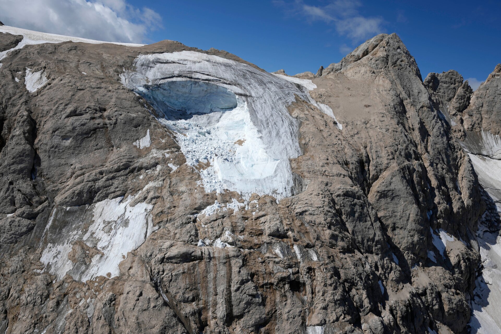 A view of the glacier from a rescue helicopter.