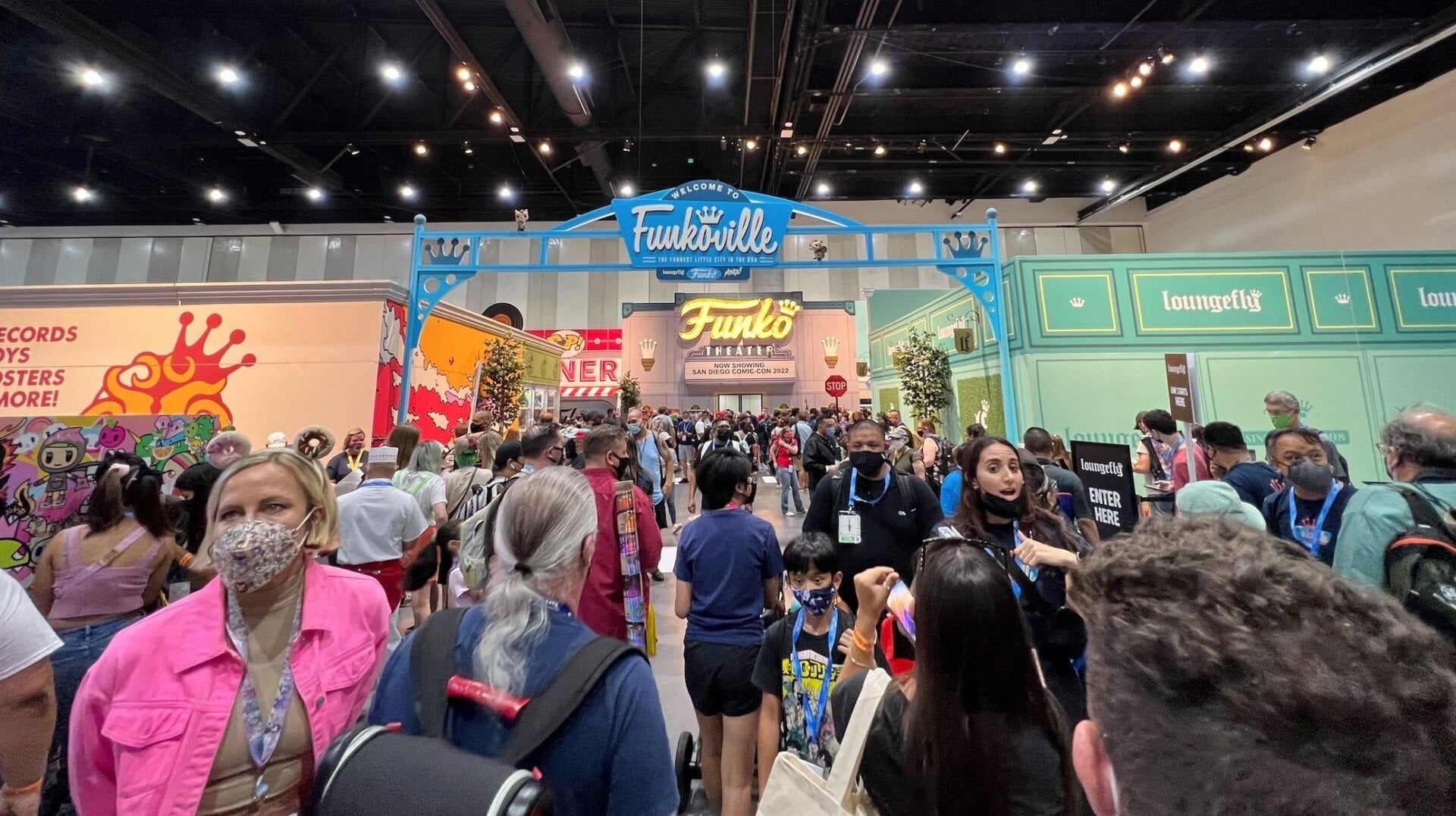 Crowds going into Funkoville. Mondo is on the left.