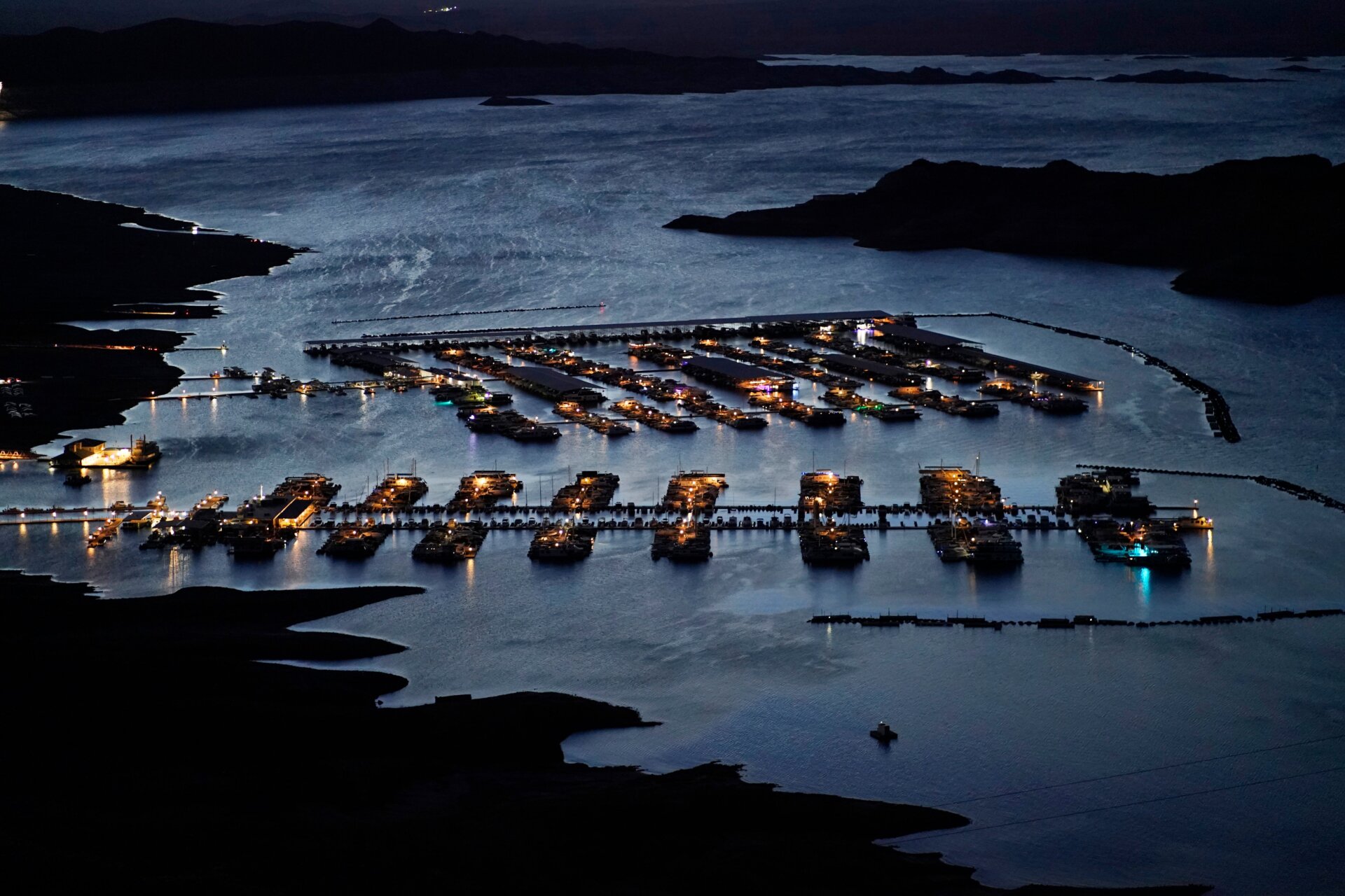 Boats docked at Hemenway Harbor on Lake Mead.