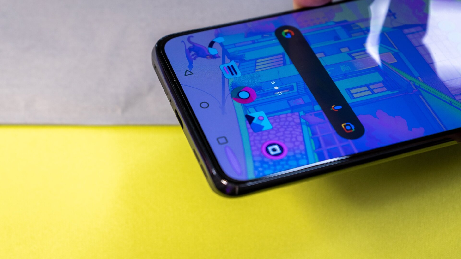 The OnePlus 10T has proprietary charging abilities that make it one of the fastest charging Android devices. 