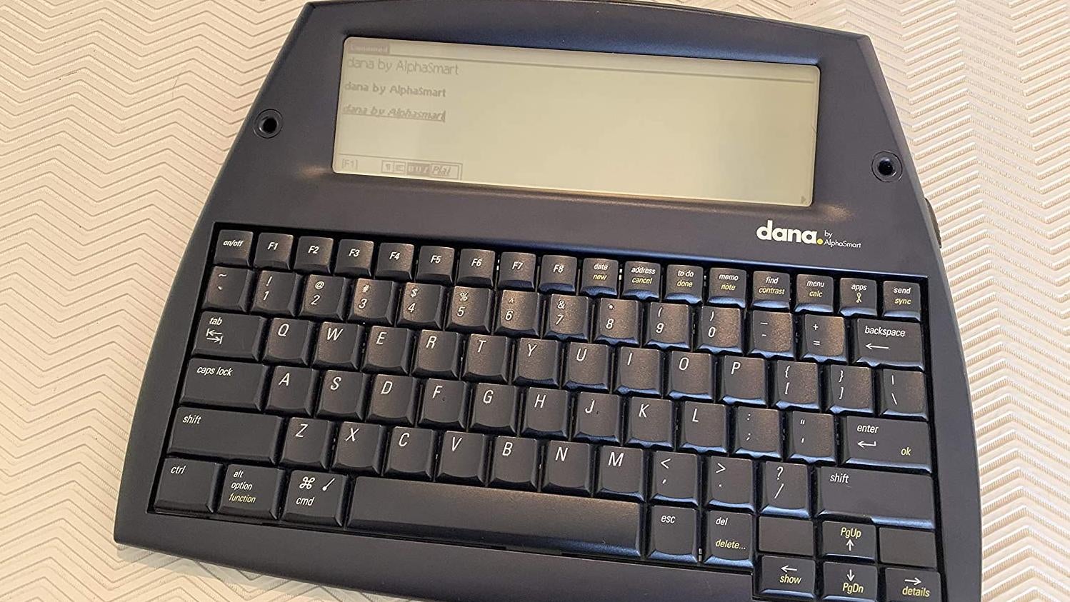 Alphasmart Dana