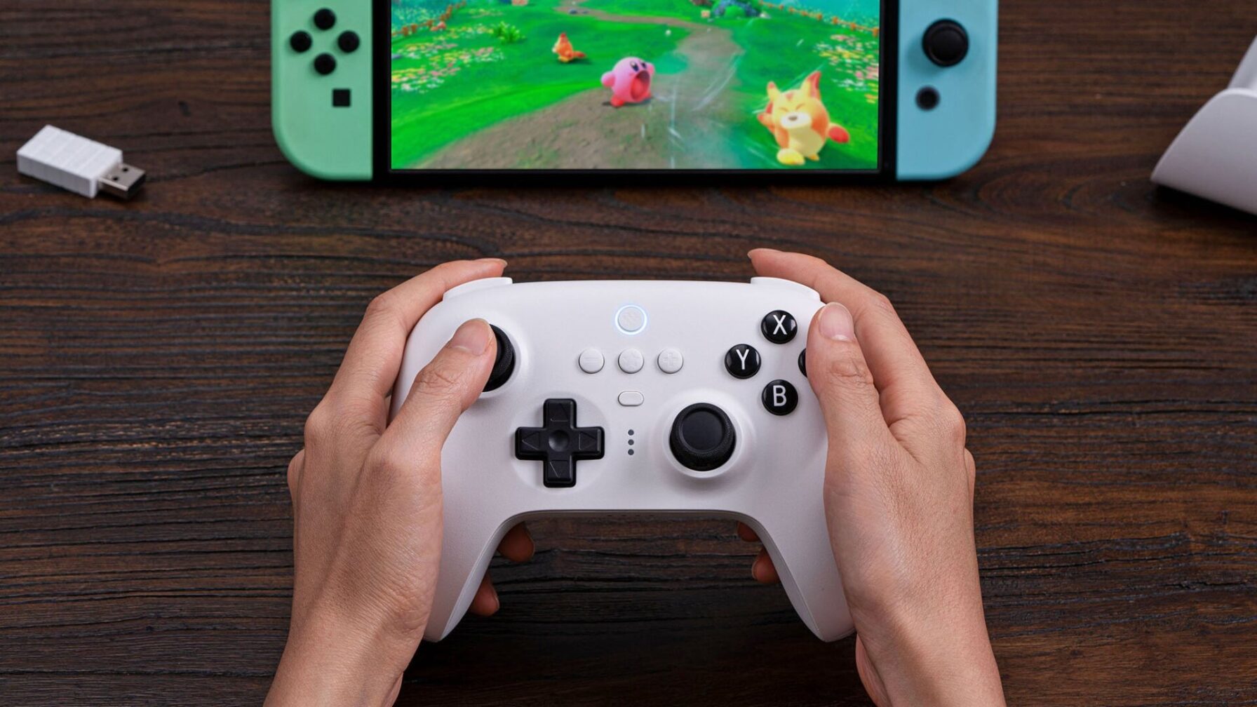 8BitDo's Xbox-Style Ultimate Controller Goes Wireless, But Not For the Xbox