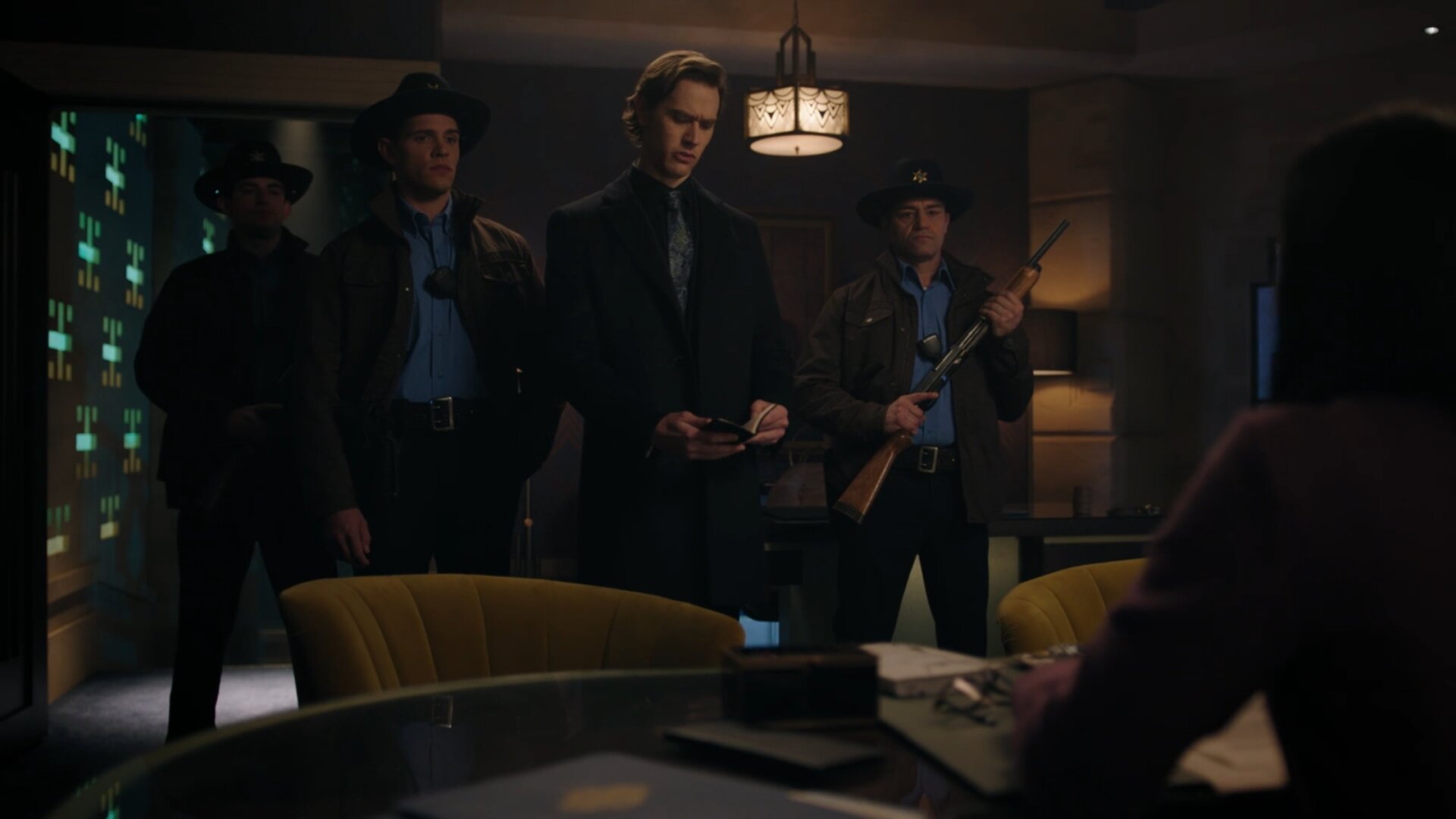 Screenshot: The CW