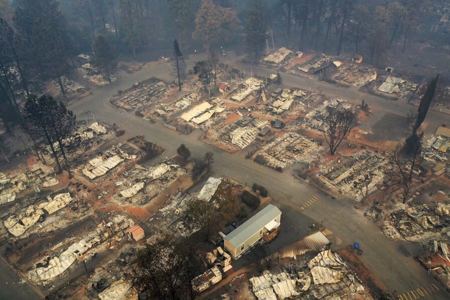 Ex-PG&E Execs Agree to $117 Million Wildfire Settlement