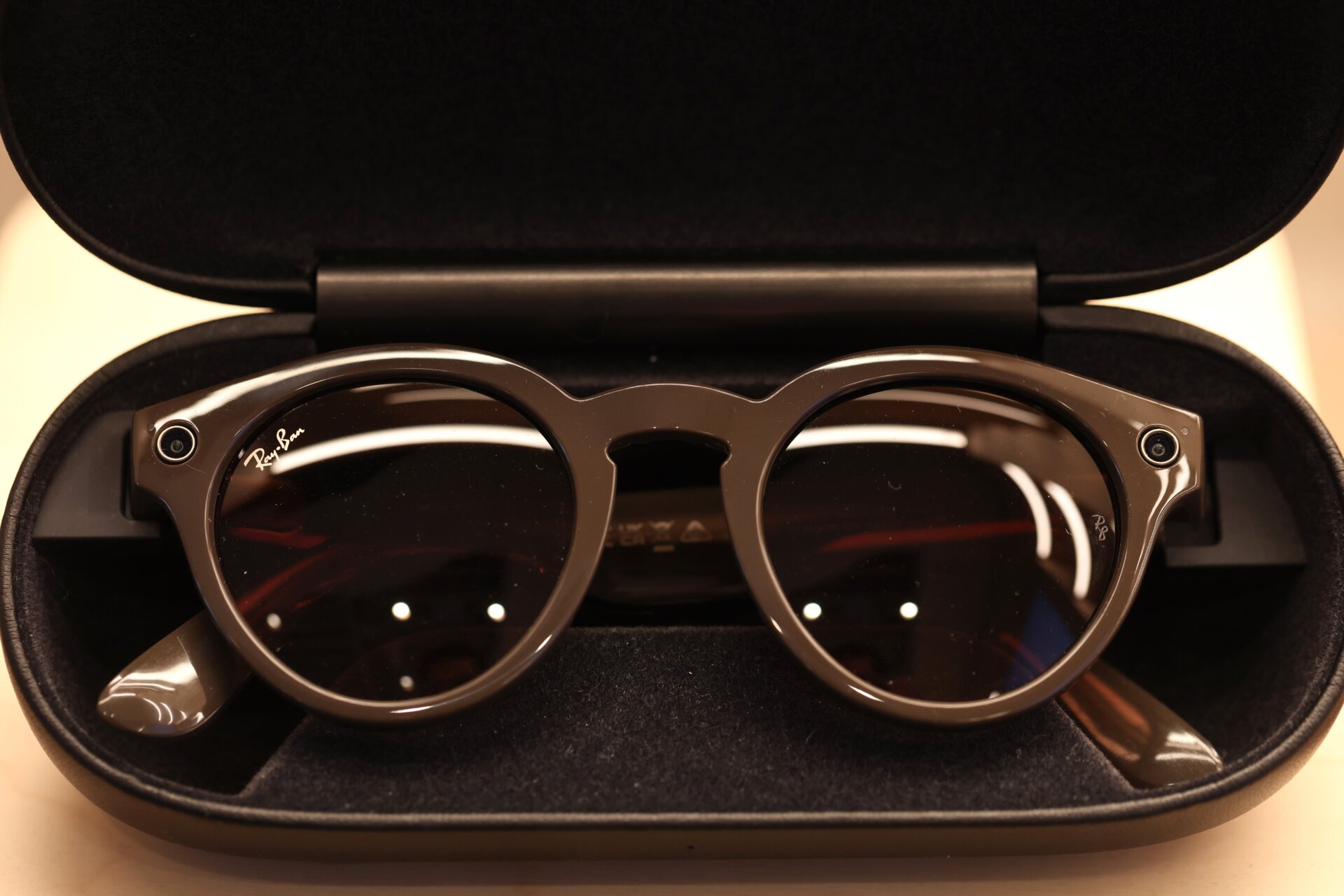These Ray-Ban Smart Glasses were revealed in May this year, but an old accusation against an Italian ex-mayor absurdly proposes he used glasses with an attached camera to cheat at chess.