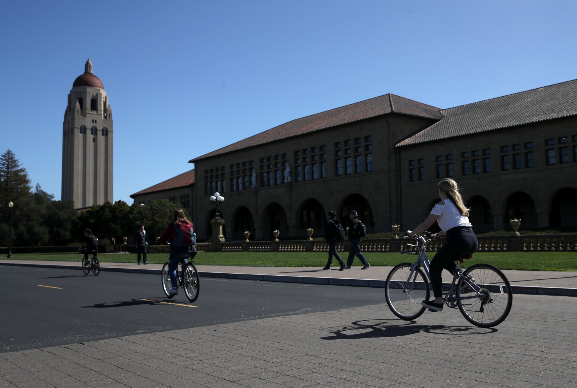 Hoover Tower on Stanford campus.