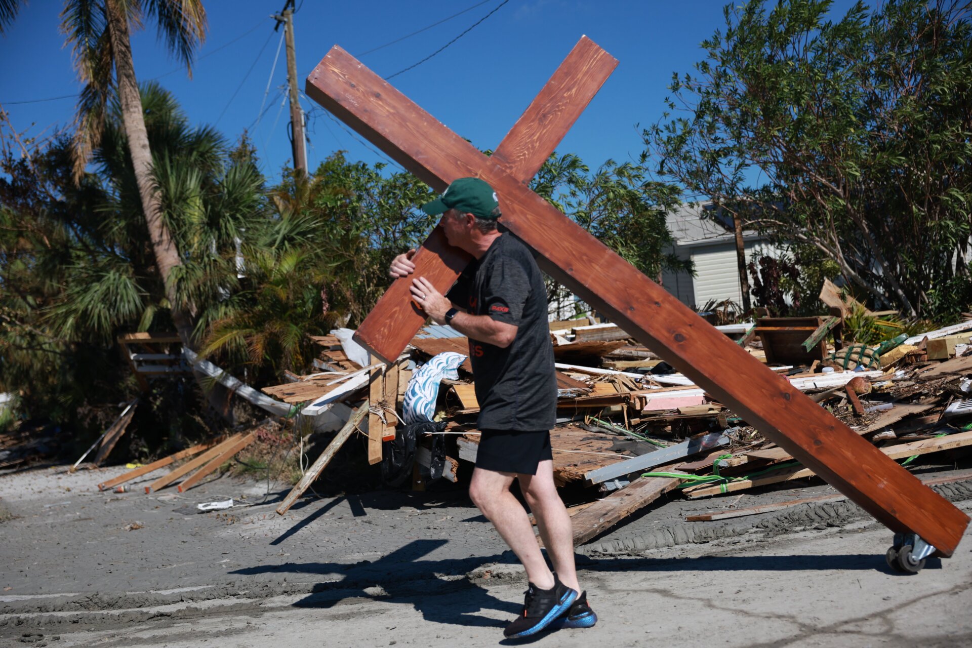 Damage from Hurricane Ian in Fort Myers, Florida, on October 1, 2022.