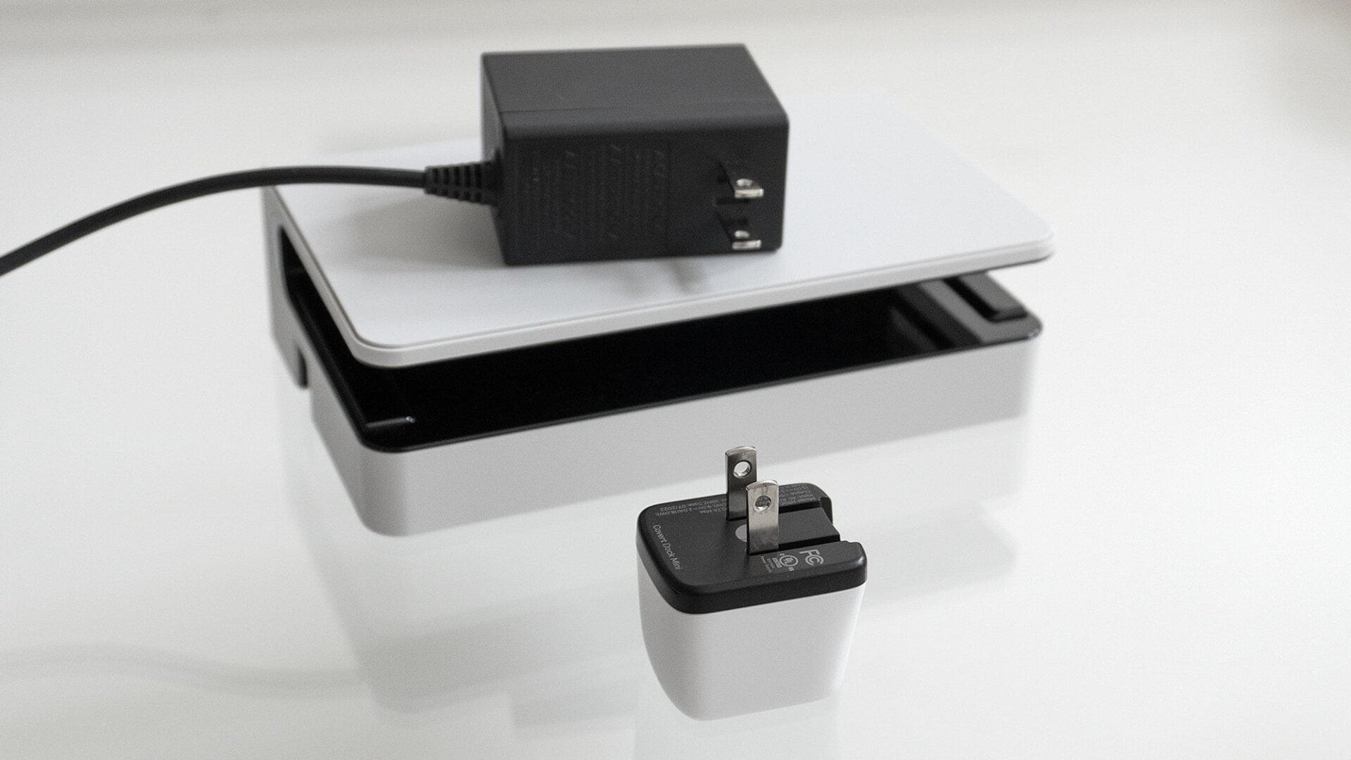 The Covert Dock Mini replaces the Switch’s dock and power adapter with a single device.