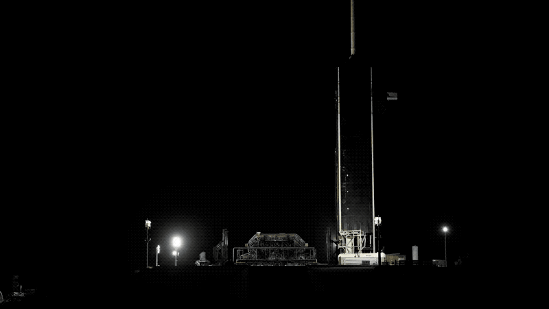 Gif: SpaceX/Gizmodo