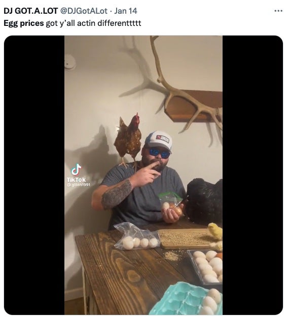 Screenshot: @DJGotALot / Instagram / @gillen1991 / TikTok / Gizmodo