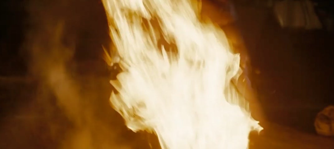 Also this scene is filmed using a lot of shaky-cam.