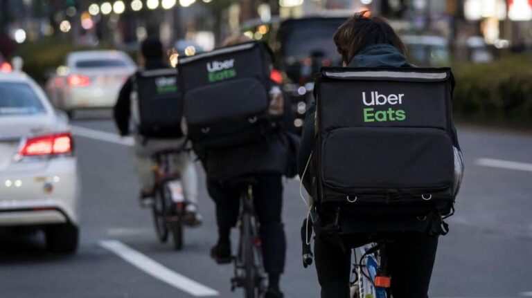 See What Info Your Courier Has About You With Uber Eats 'View as ...