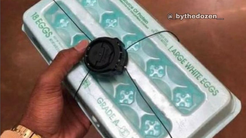 Screenshot: @_bythedozen__ / Instagram / Gizmodo