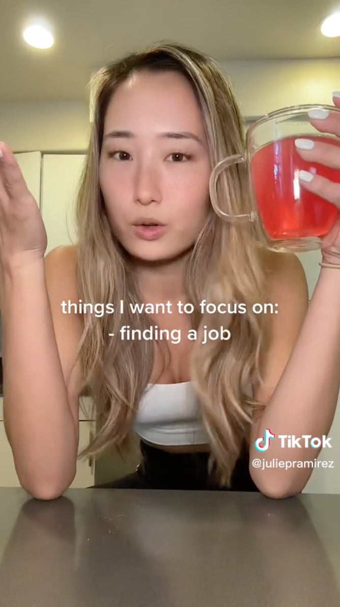 Screenshot: Jody Serrano / Gizmodo / @juliepramirez