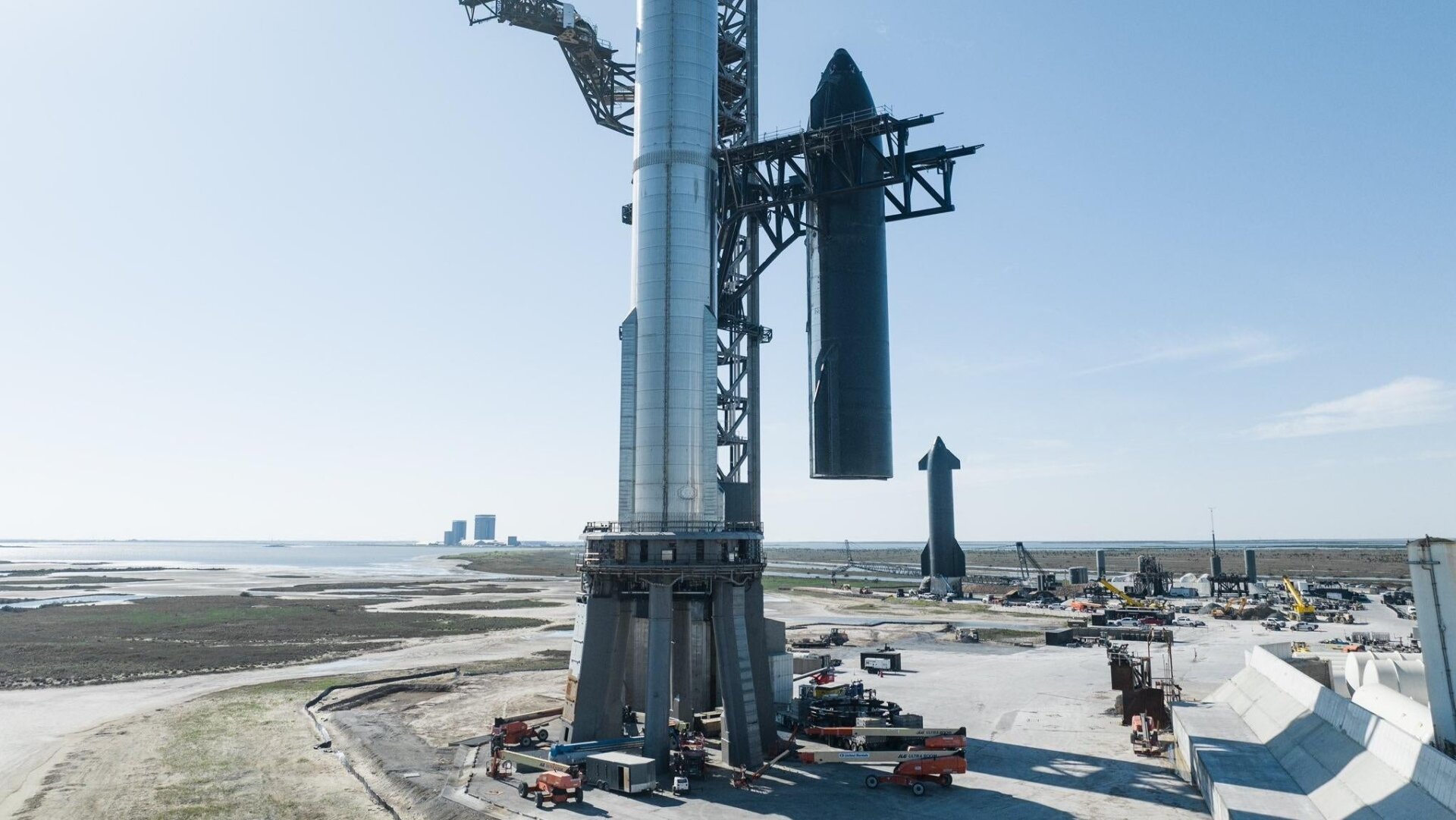 SpaceX removed the Starship upper stage from the booster last week in preparation for a 33-Raptor static fire test.