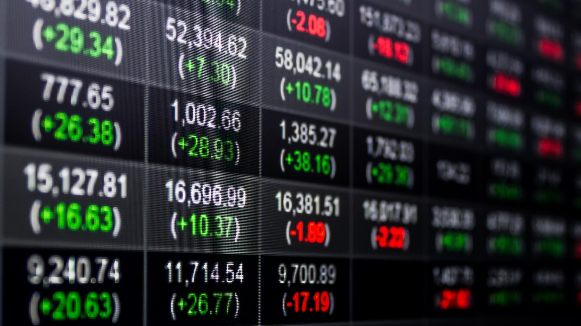 Photo: Jirapong Manustrong