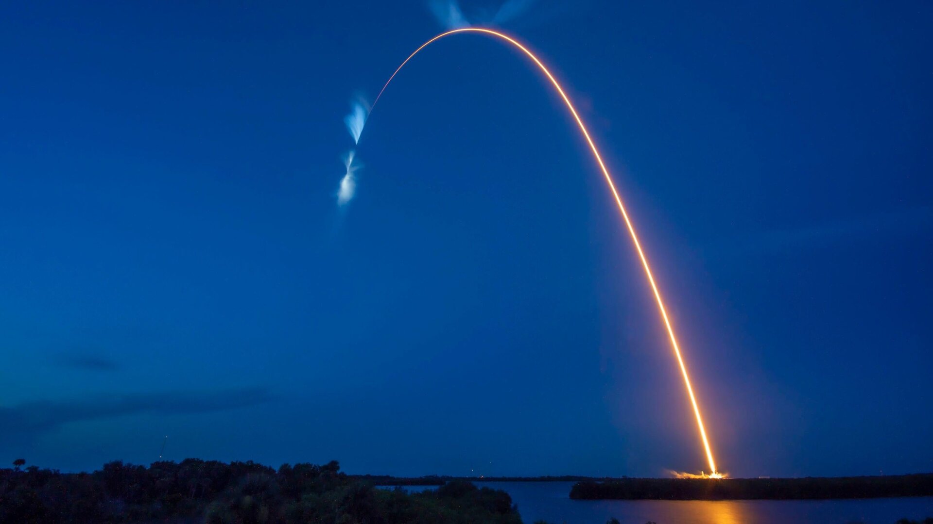 SpaceX’s 25th commercial resupply cargo mission lifting off on July 14, 2022.
