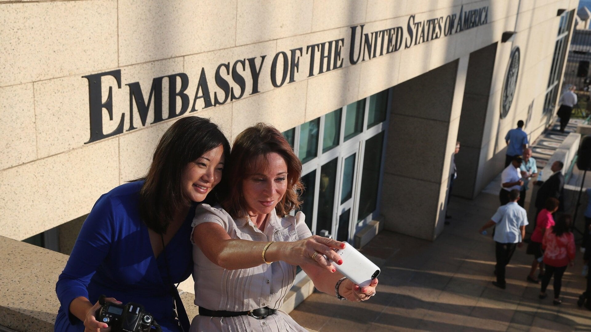 The U.S. reopened its embassy in Havana, Cuba in 2015. Then in 2016, officials working overseas at the embassy were the first to report strange symptoms that would eventually become known as ‘Havana syndrome.’