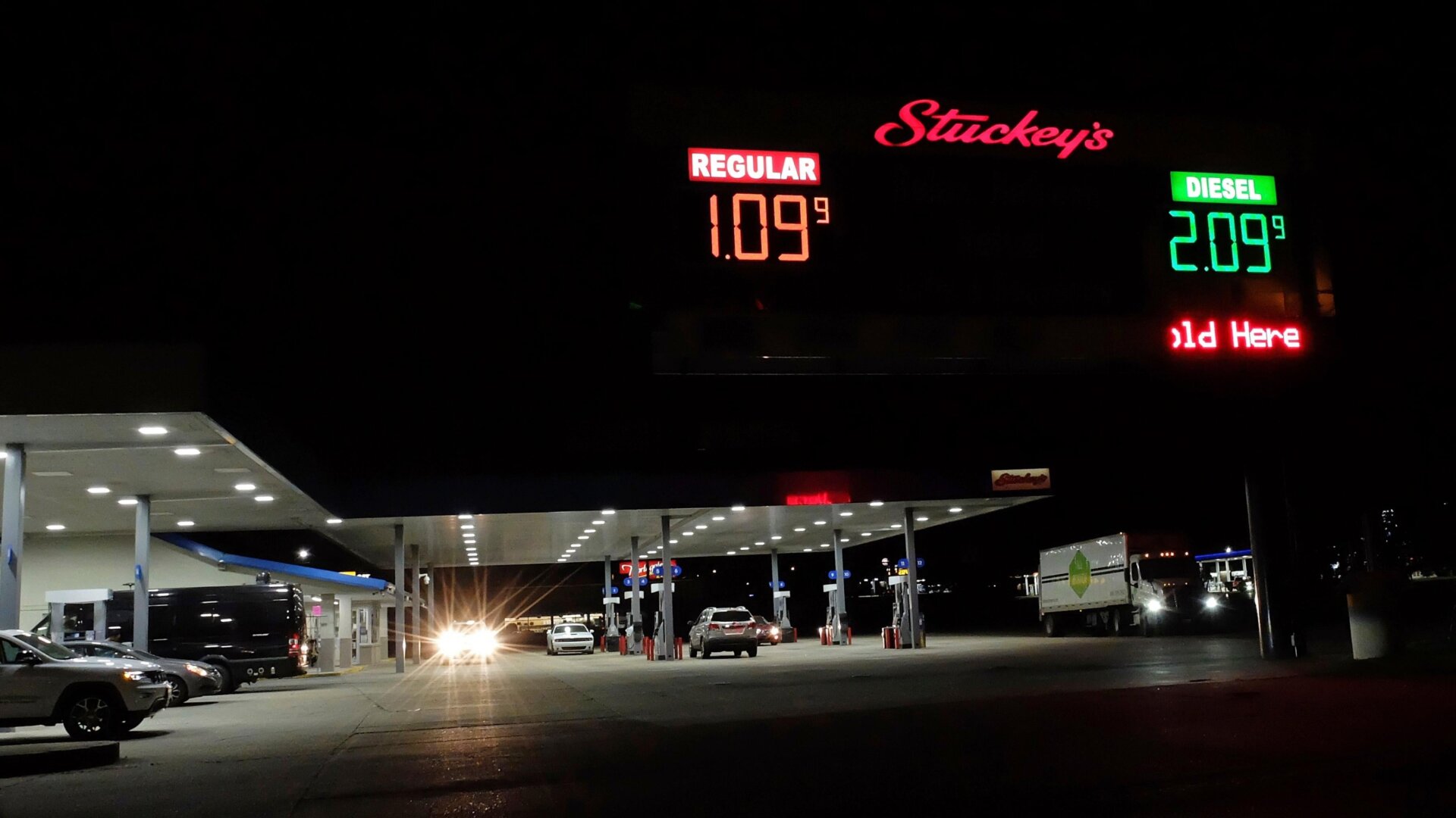 Photo: Rogelio V. Solis