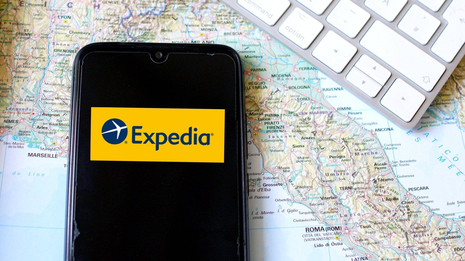 Expedia added a ChatGPT interface into its app, promising users they can plan out a full vacation with just a few prompts.
