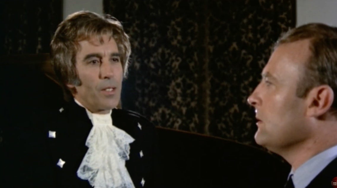 Screenshot: British Lion Films