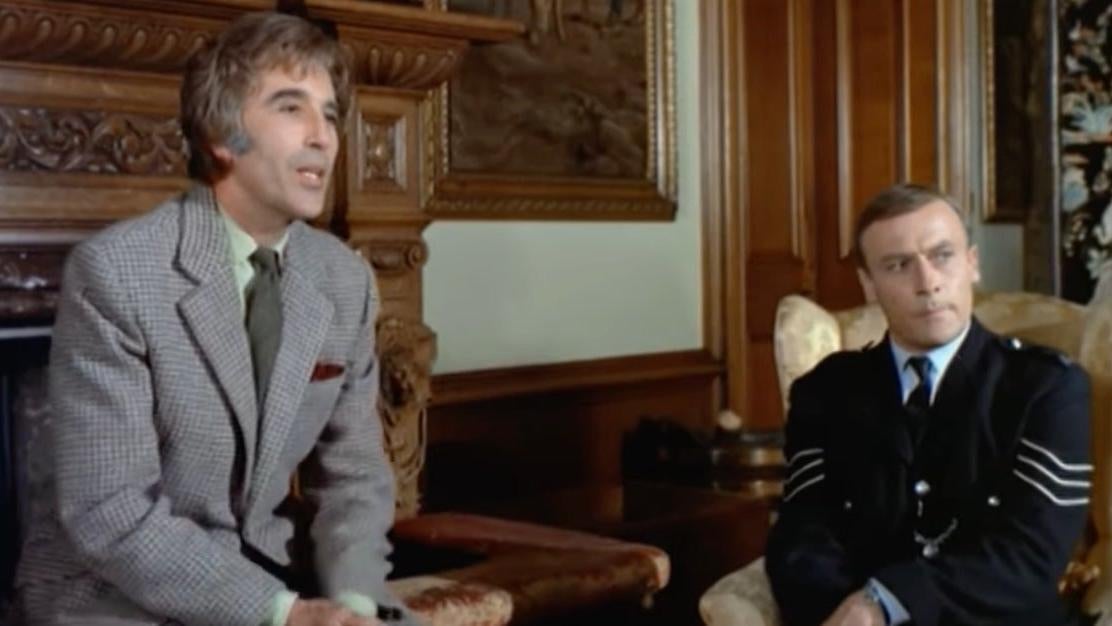 Screenshot: British Lion Films