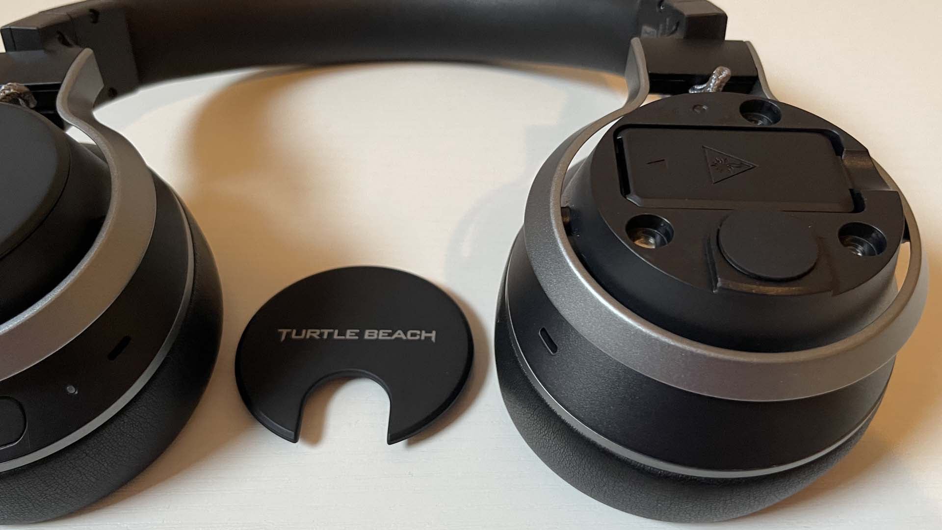 The Turtle Beach Stealth Pro has two batteries, which you can swap out by opening one of the earcups.
