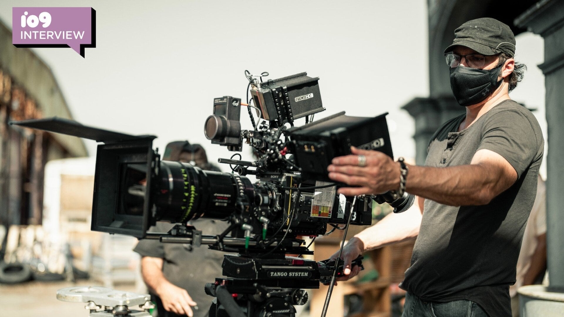 Robert Rodriguez on the set of Hypnotic.