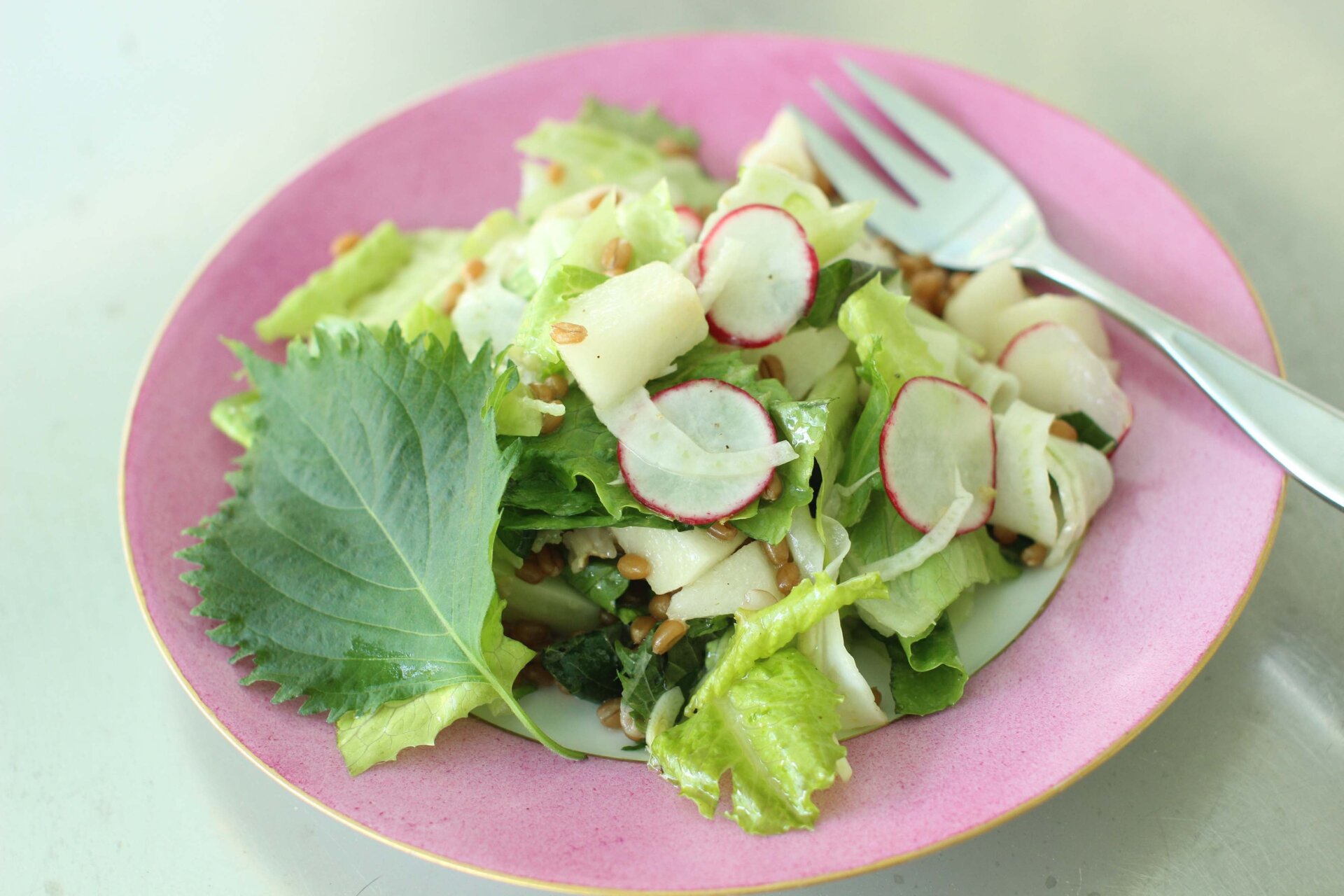 Perilla leaves in a pear salad. 