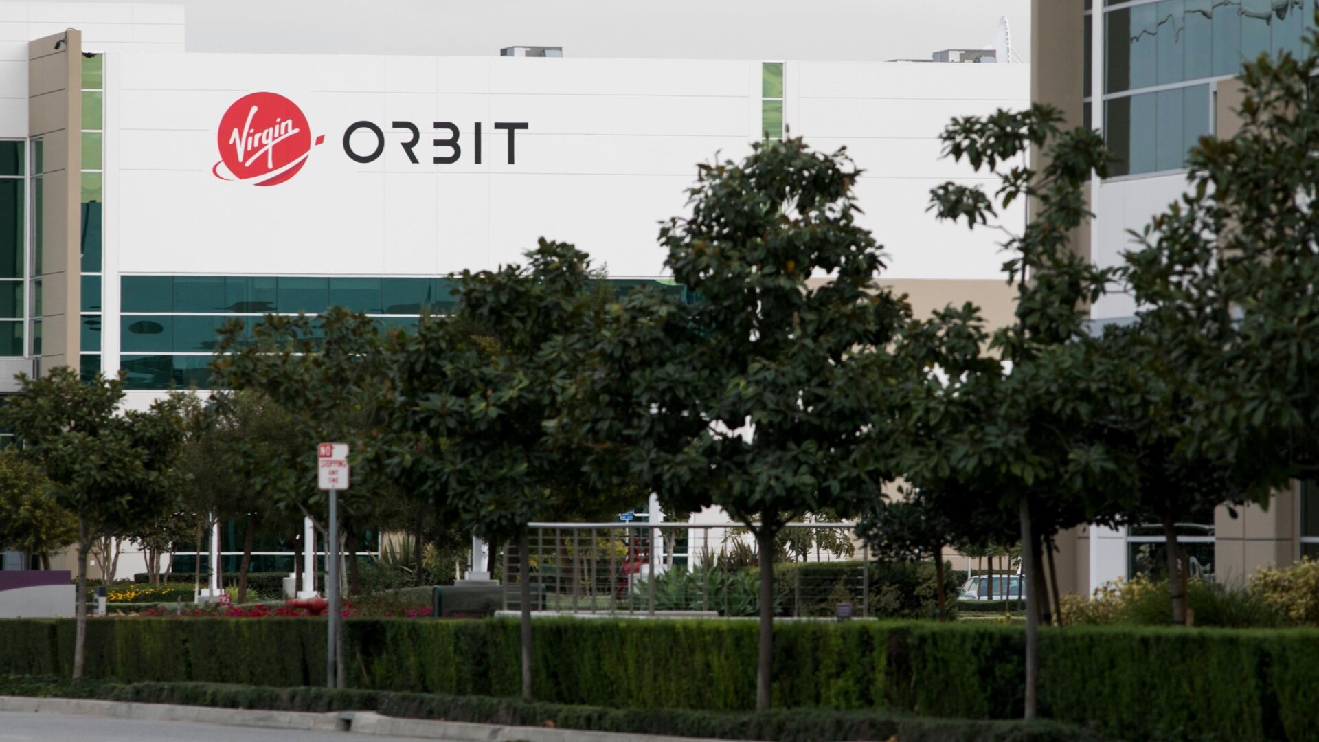 Rocket Lab will purchase Virgin Orbit’s 144,000 square foot headquarters in Long Beach, California.