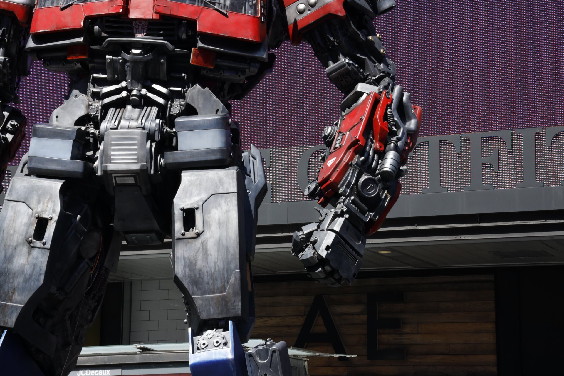 Photo: Artem Golub / Photo: Gizmodo/io9