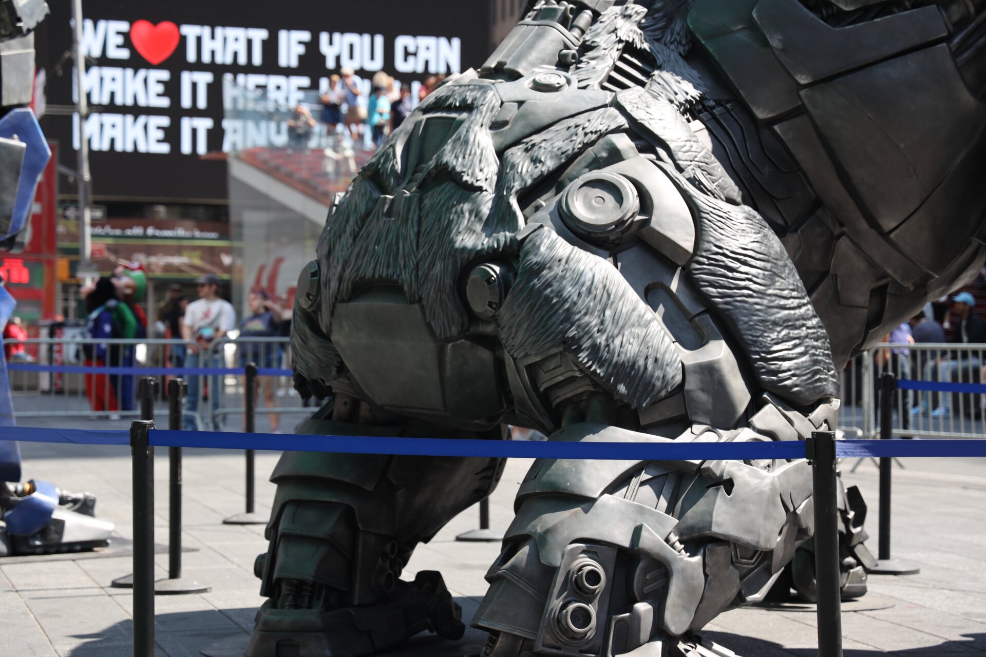 Photo: Artem Golub / Photo: Gizmodo/io9