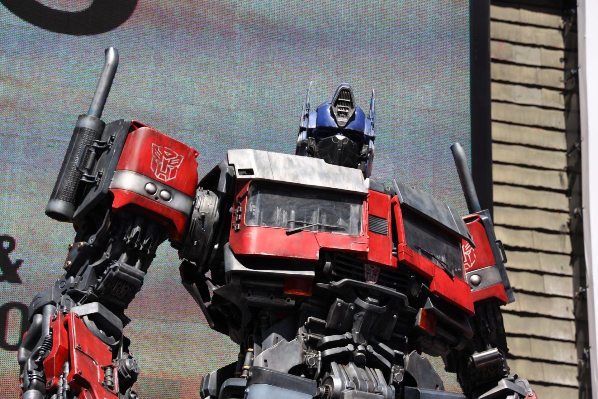 Photo: Artem Golub / Photo: Gizmodo/io9