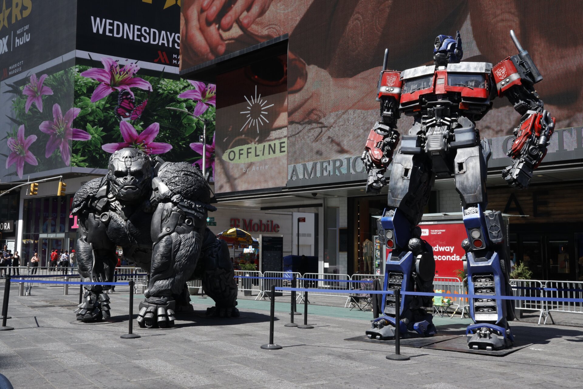 Photo: Artem Golub / Photo: Gizmodo/io9