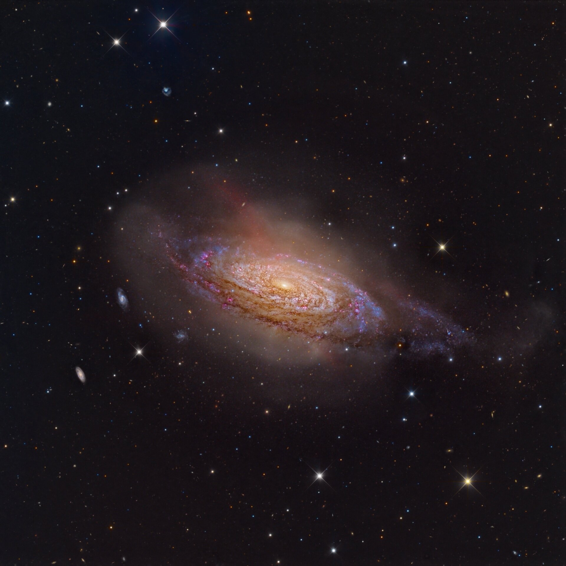 NGC 3521, a spiral galaxy.