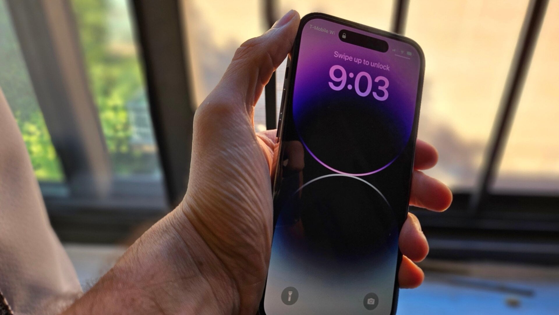 While the iPhone 14 Pro has 2.2mm bezels, the next version of the device could see a bigger screen size with only 1.5mm bezels.