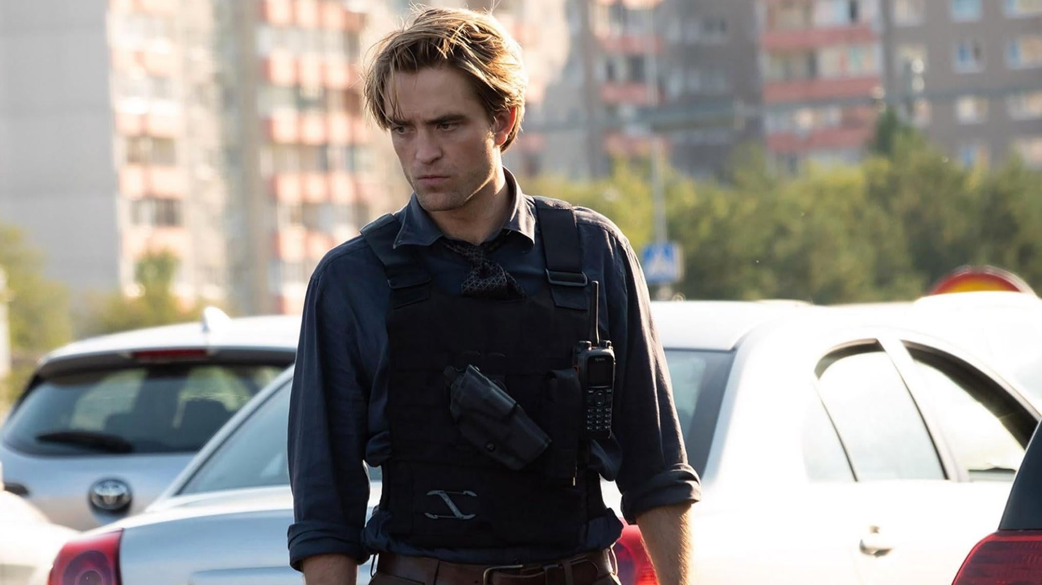 Robert Pattinson in Tenet.