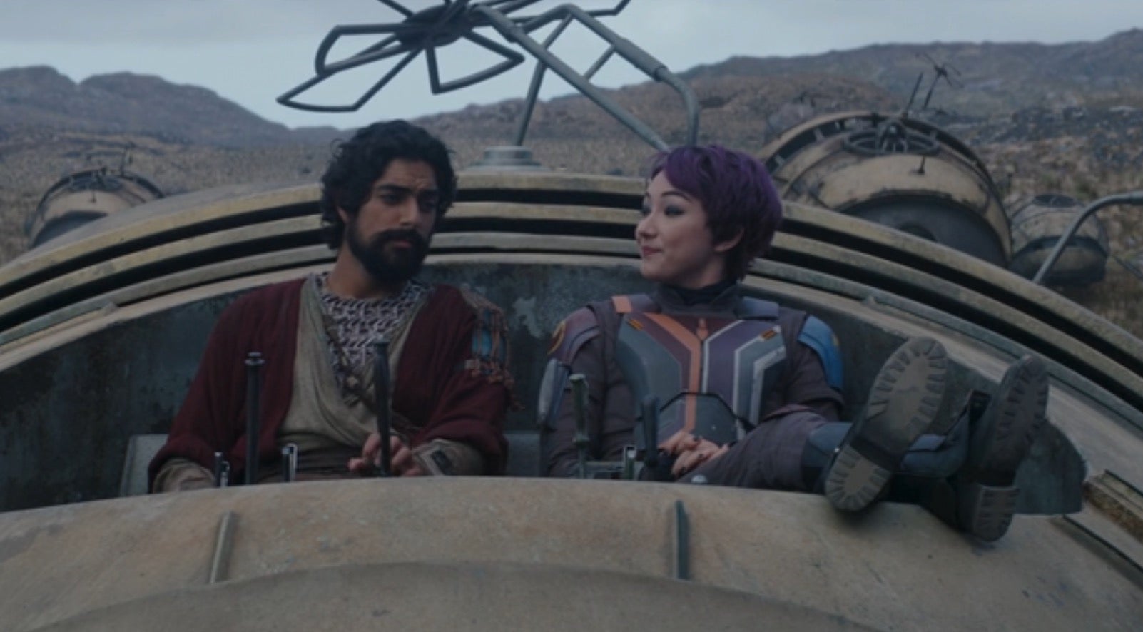 Ezra and Sabine, together again.