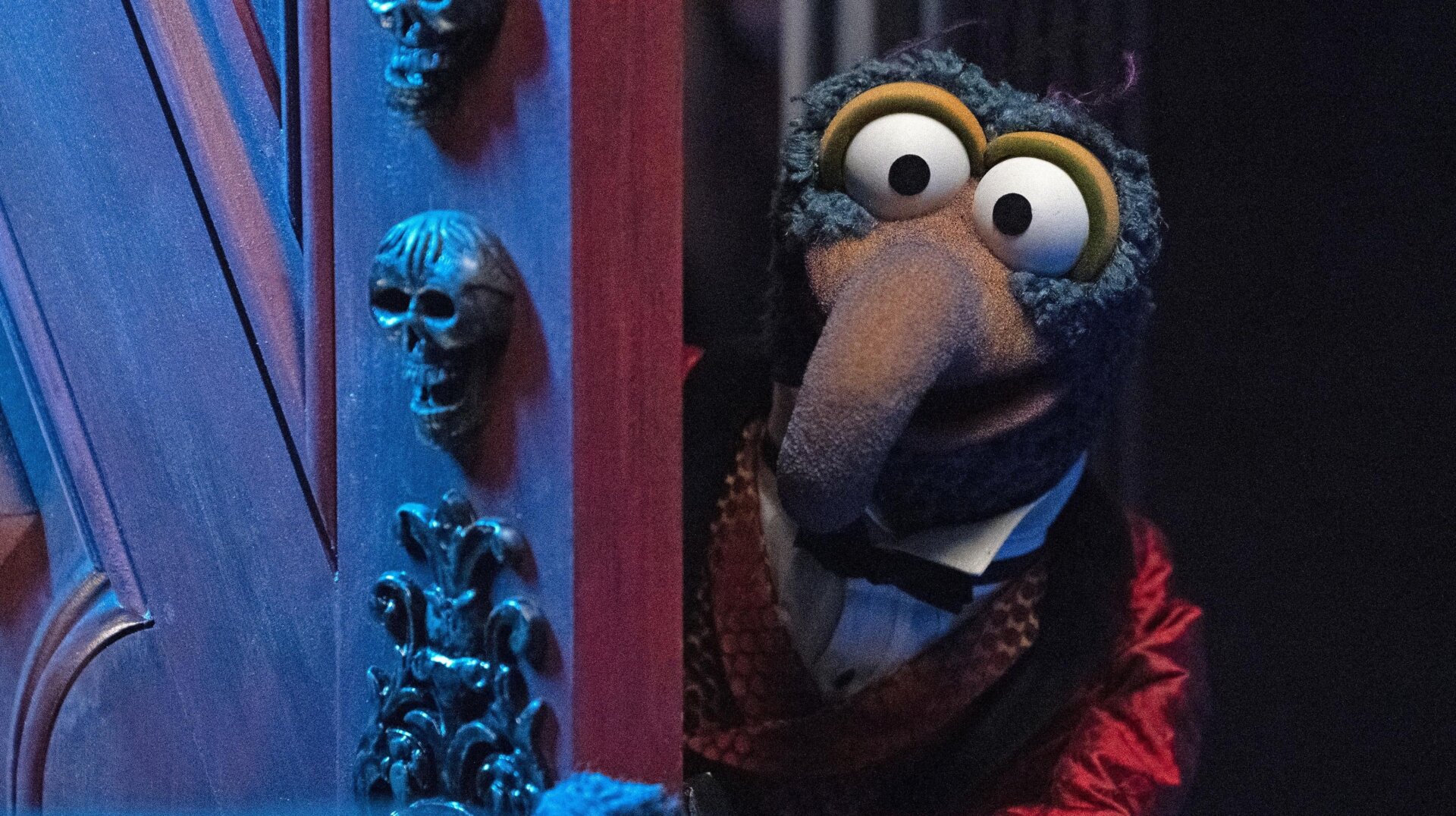 Gonzo in Muppets Haunted Mansion