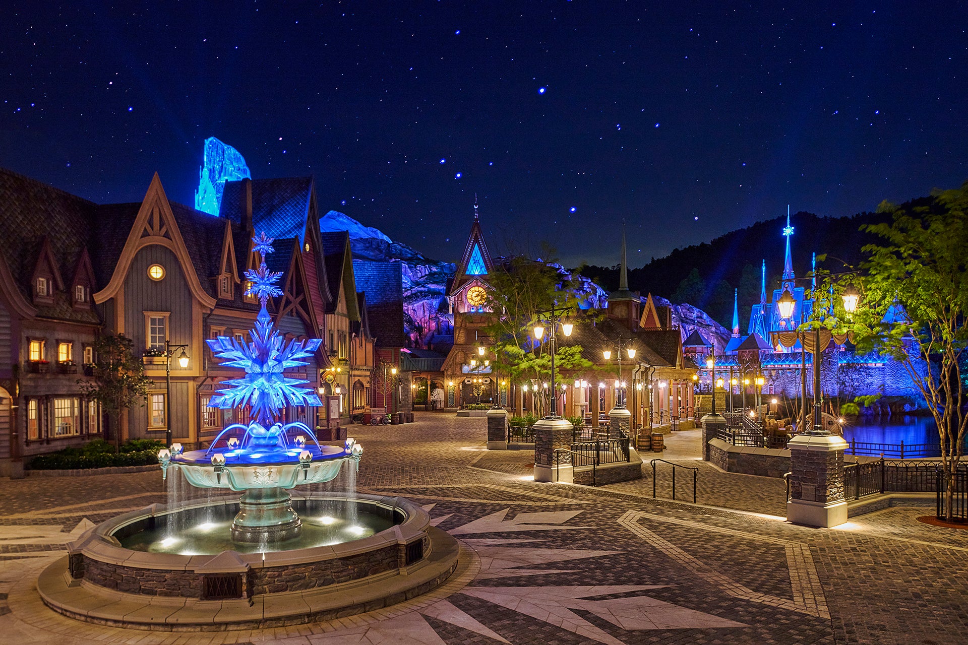 Photo: Elsa’s Ice Magic in World of Frozen