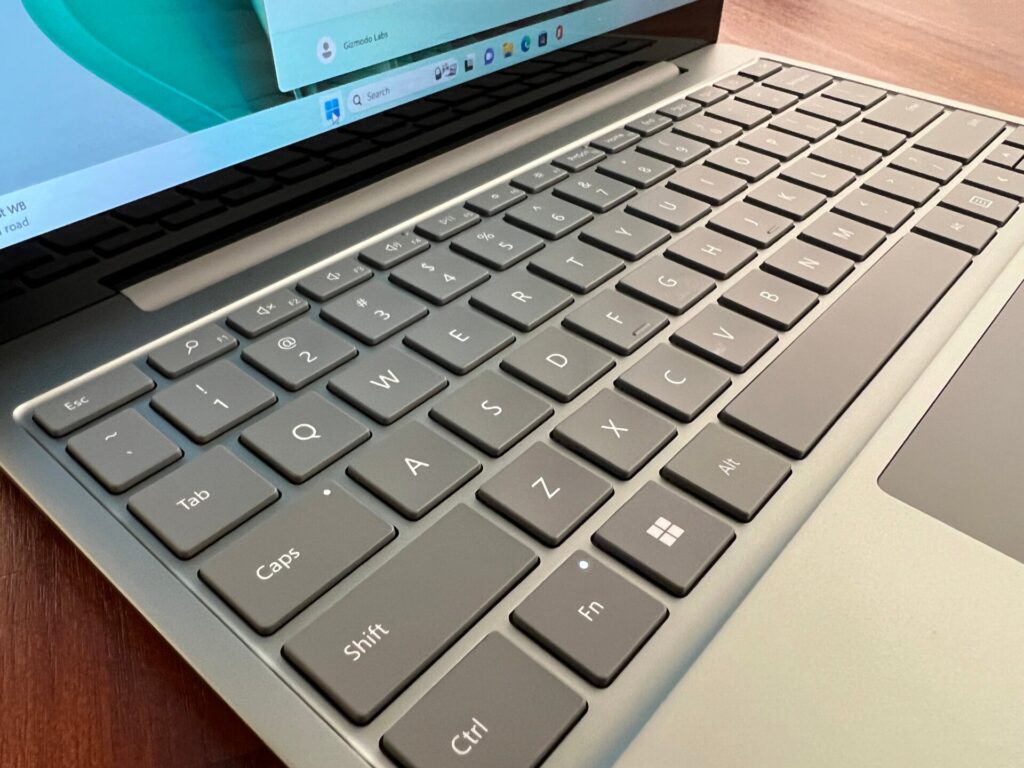 Windows Go 3 Hands-on: Microsoft Surface Laptop Go 3