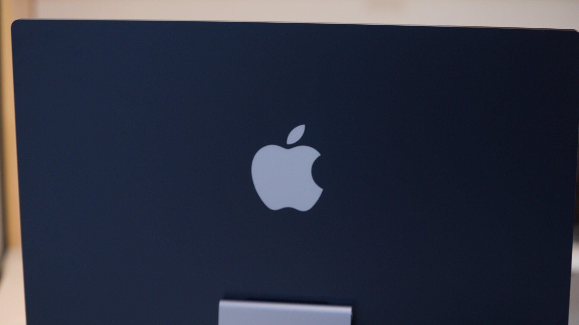 Photo: Artem Golub / Gizmodo