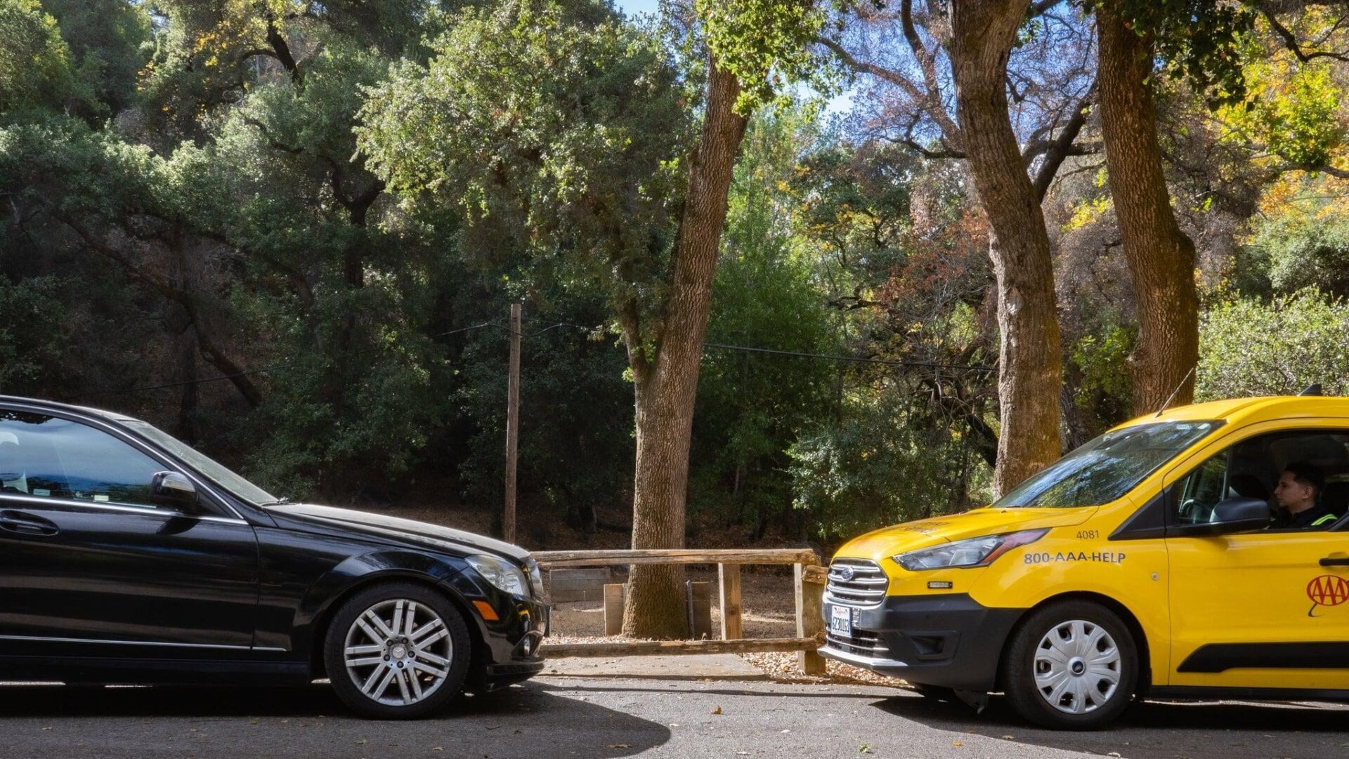 Alas! My AAA chariot awaits, summoned through Roadside Assistance via satellite on the iPhone 15 Pro.