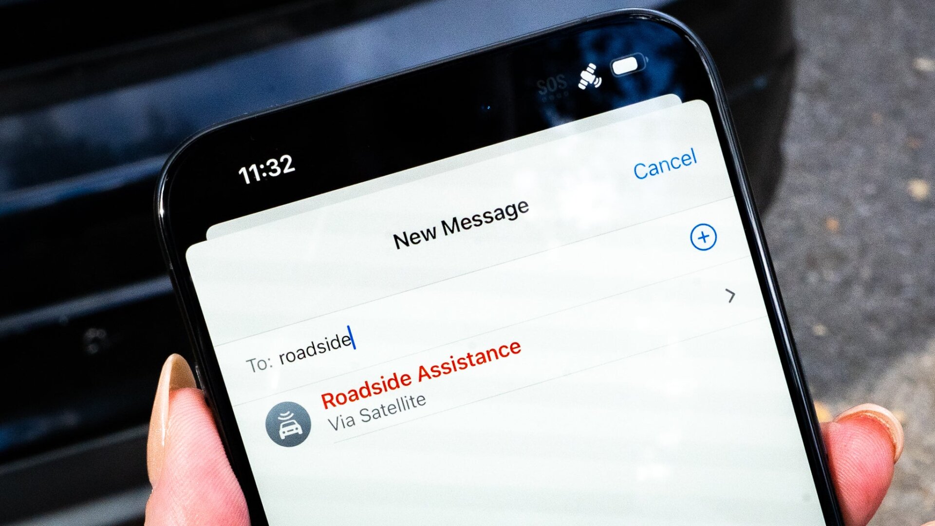 Requesting Roadside Assistance via satellite is super easy. Just ensure you’re on satellite mode in the top right-hand corner, then type “roadside assistance” into a new message in the Messages app. 